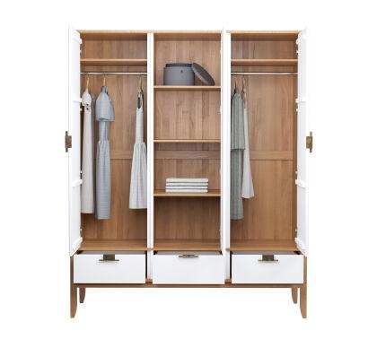 Шкаф трехдверный Бридж с глухими дверями